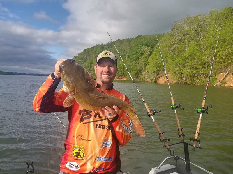 Targeting Flathead Catfish With Ty Konkle - B'n'M Pole Company